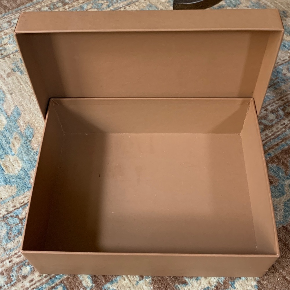 Louis Vuitton Tan Box - Picture 3 of 4